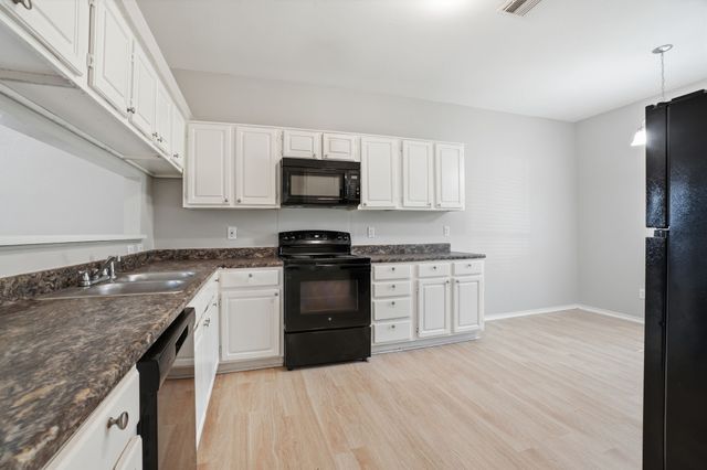 512 Buttercup Trail, Mesquite, TX 75149