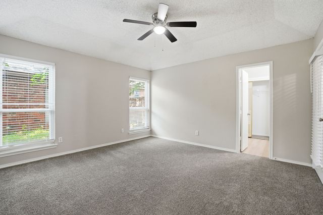 512 Buttercup Trail, Mesquite, TX 75149