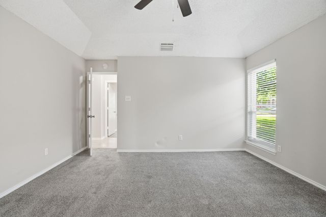 512 Buttercup Trail, Mesquite, TX 75149