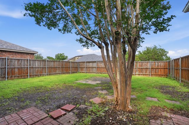 512 Buttercup Trail, Mesquite, TX 75149