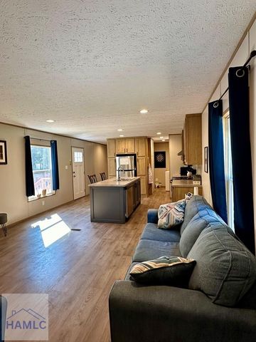 149 Transit Road, Jesup, GA 31545