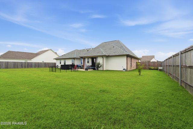 1206 Bayou Trace, Breaux Bridge, LA 70517