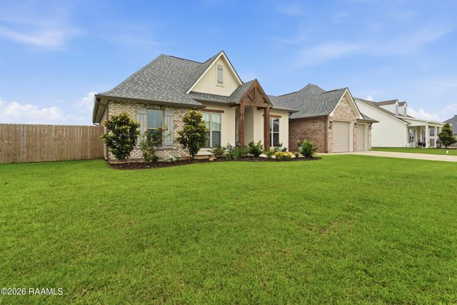 1206 Bayou Trace, Breaux Bridge, LA 70517
