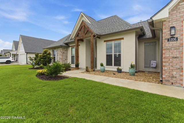 1206 Bayou Trace, Breaux Bridge, LA 70517