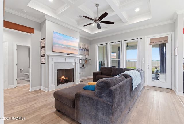 1206 Bayou Trace, Breaux Bridge, LA 70517