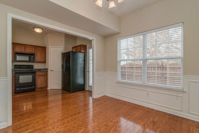 284 Meigs Dr Apt E39, Murfreesboro, TN 37128