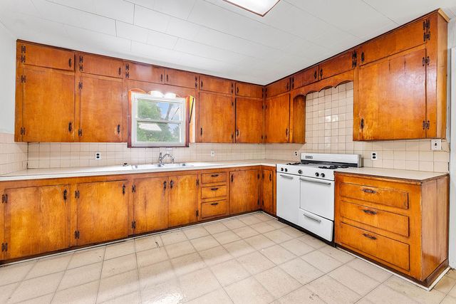 362 N Main Street, Centerton, AR 72719