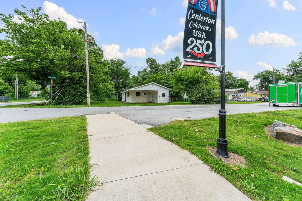 362 N Main Street, Centerton, AR 72719