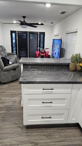 13115 Avenue 80, Pixley, CA 93256