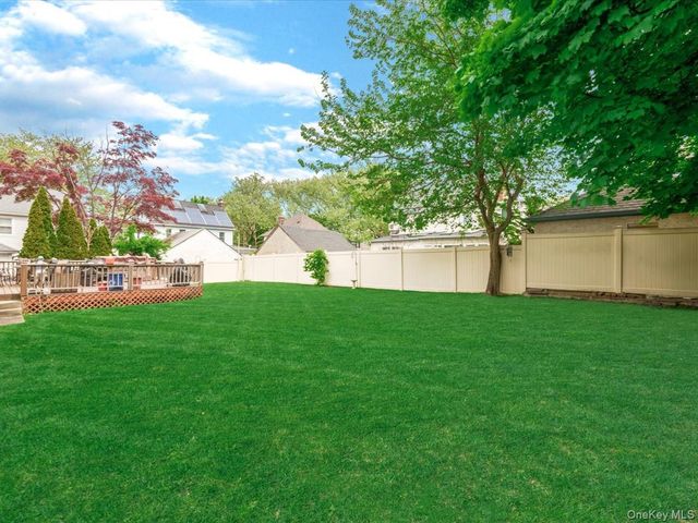 47-11 Belmont Road, Great Neck, NY 11020