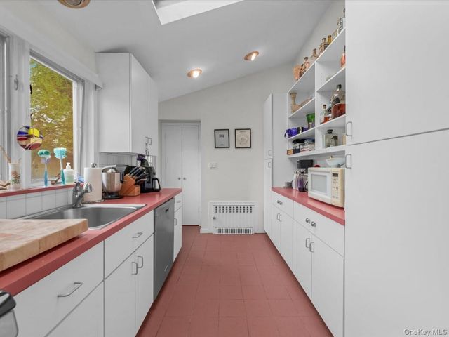 47-11 Belmont Road, Great Neck, NY 11020