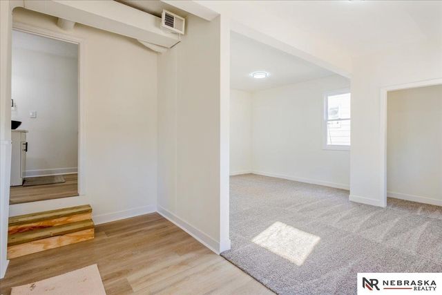 201 E 19th Avenue, Bellevue, NE 68005