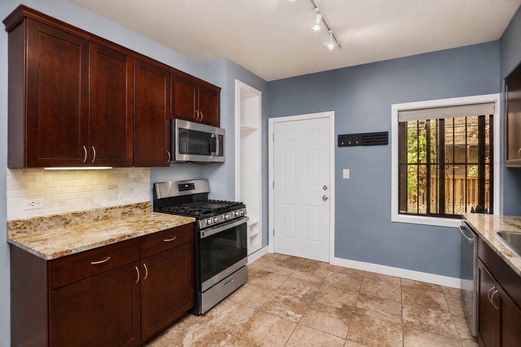 810 W Lakeside Place 107, Chicago, IL 60640 — photo 3