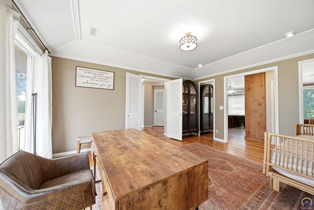 4444 NW Menoken RD, Topeka, KS 66618