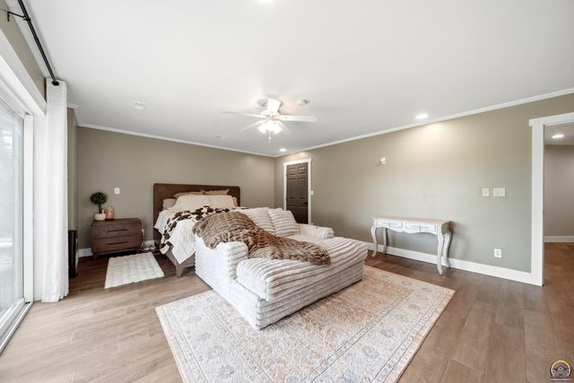 4444 NW Menoken RD, Topeka, KS 66618