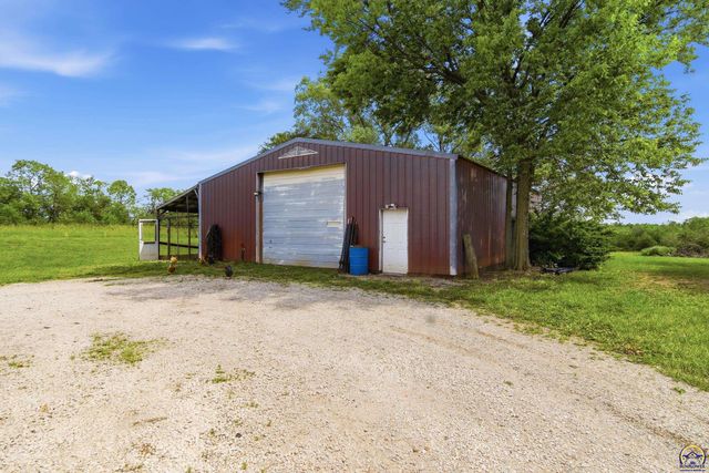 4444 NW Menoken RD, Topeka, KS 66618
