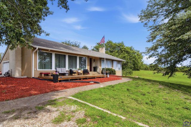4444 NW Menoken RD, Topeka, KS 66618