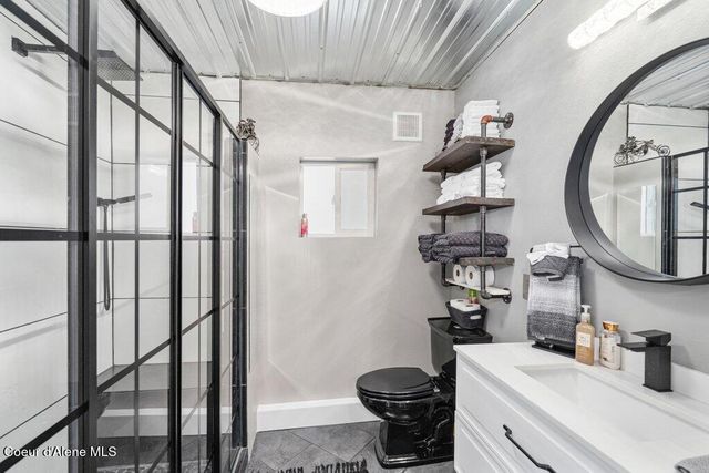 411 Pine Street, Mullan, ID 83846