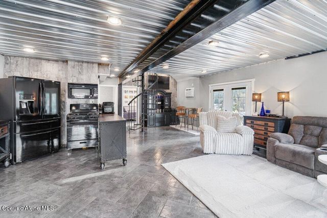 411 Pine Street, Mullan, ID 83846