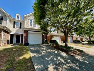 8318 Pilots View Drive, Raleigh, NC 27617