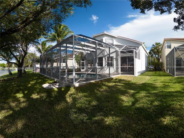 15341 NW 4 ST, Pembroke Pines, FL 33028