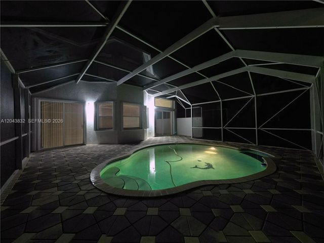 15341 NW 4 ST, Pembroke Pines, FL 33028
