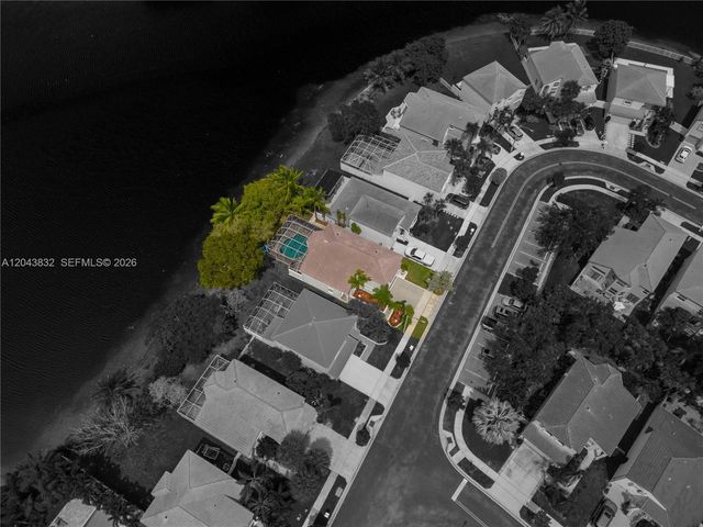 15341 NW 4 ST, Pembroke Pines, FL 33028