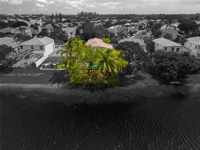 15341 NW 4 ST, Pembroke Pines, FL 33028