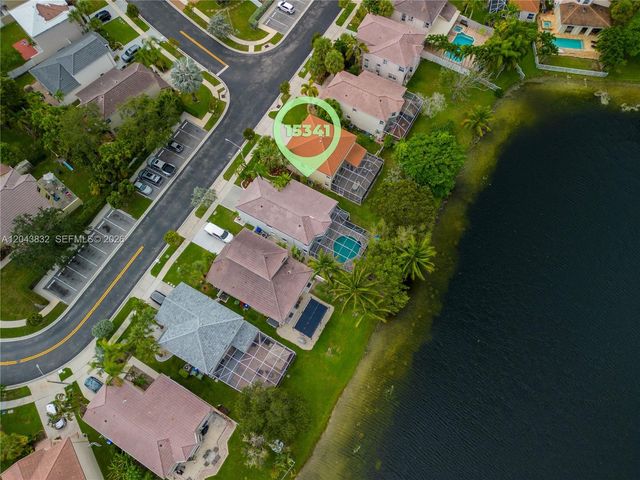 15341 NW 4 ST, Pembroke Pines, FL 33028