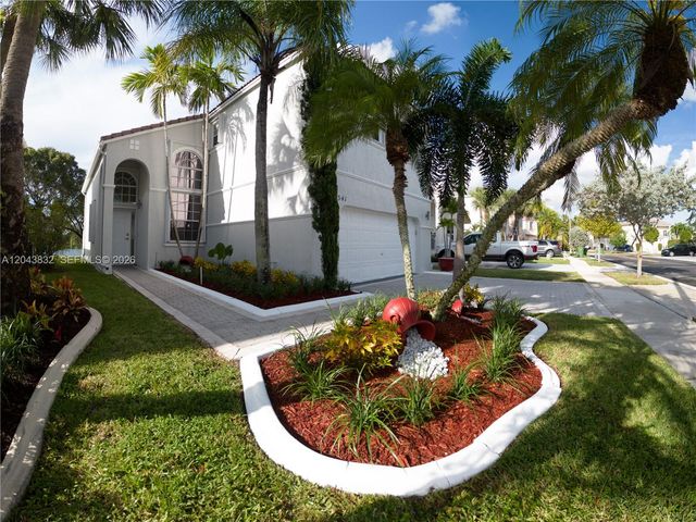 15341 NW 4 ST, Pembroke Pines, FL 33028