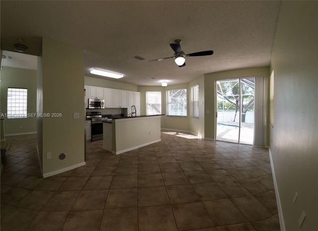 15341 NW 4 ST, Pembroke Pines, FL 33028