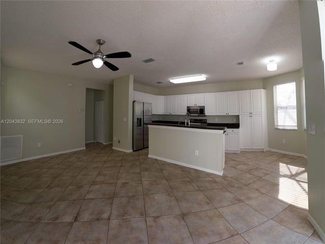 15341 NW 4 ST, Pembroke Pines, FL 33028