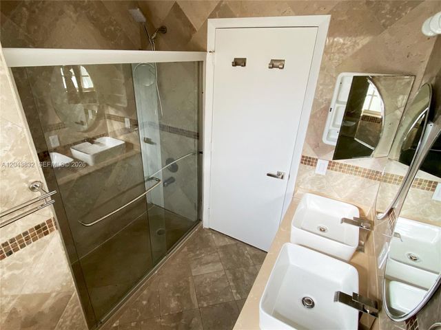 15341 NW 4 ST, Pembroke Pines, FL 33028