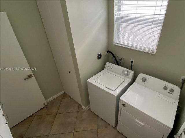 15341 NW 4 ST, Pembroke Pines, FL 33028