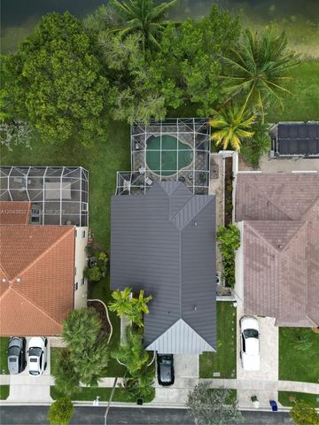 15341 NW 4 ST, Pembroke Pines, FL 33028