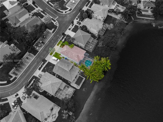 15341 NW 4 ST, Pembroke Pines, FL 33028
