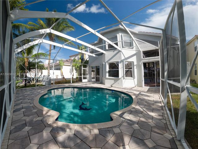 15341 NW 4 ST, Pembroke Pines, FL 33028