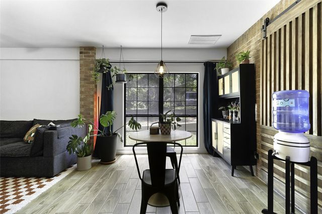 526 Pebble Creek, Livingston, TX 77351