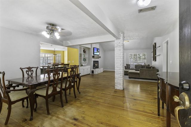 526 Pebble Creek, Livingston, TX 77351