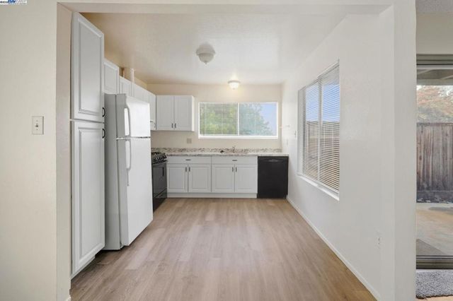 355 Parkview Ter D1, Vallejo, CA 94589