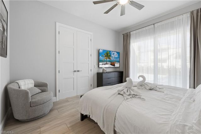 711 91st AVE N, Naples, FL 34108