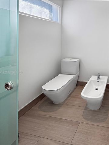 16582 S Botaniko Dr S, Weston, FL 33326