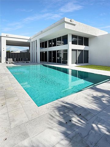 16582 S Botaniko Dr S, Weston, FL 33326