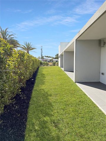 16582 S Botaniko Dr S, Weston, FL 33326