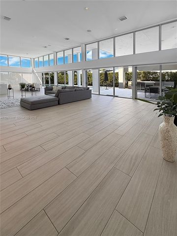 16582 S Botaniko Dr S, Weston, FL 33326