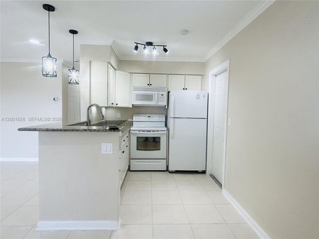 131 NW 57th Street 131, Oakland Park, FL 33309