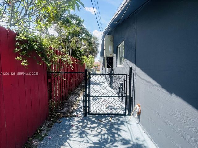 131 NW 57th Street 131, Oakland Park, FL 33309