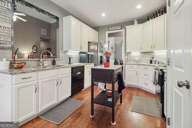 3792 Falls Trail, Winston, GA 30187