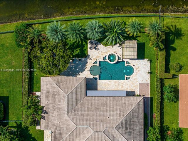 15253 SW 40th St 0, Davie, FL 33331