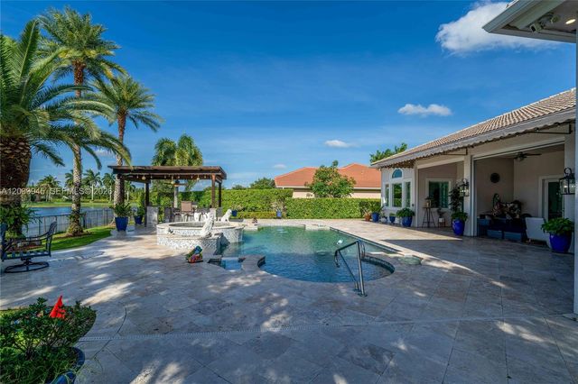15253 SW 40th St 0, Davie, FL 33331
